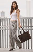 SayaMBG Arbejdstaske, Suede